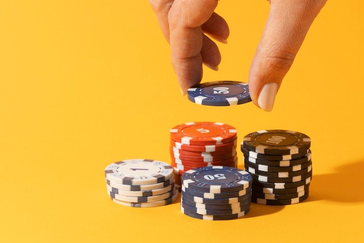 Atlet bulu tangkis Indonesia bertanding di turnamen internasional dengan semangat juang tinggi